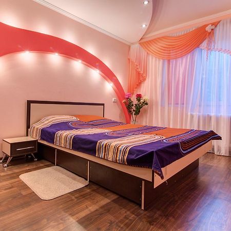 Apartment On Riverfront Of Dnepr Dněpropetrovsk Exteriér fotografie